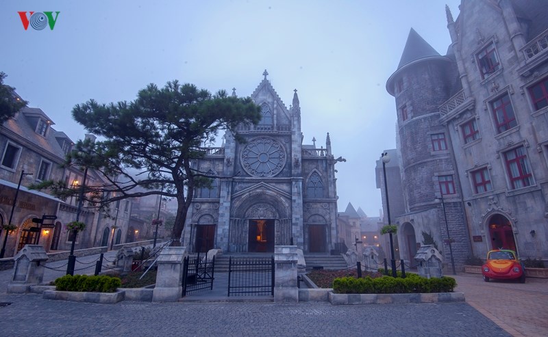 european splendour in ba na hills hinh 4