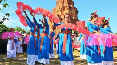 cham ethnic group celebrates traditional festival hinh 0