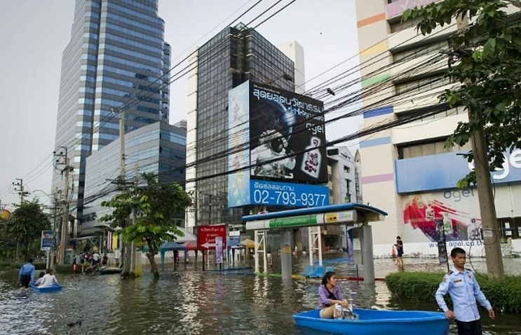 Bangkok climate conference sounds alarm ahead of UN summit