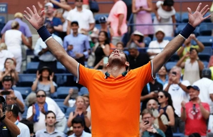 Del Potro beats Isner, ends American hopes to reach third US Open semi-final