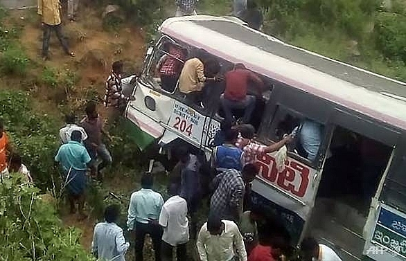 50 killed as Indian bus plunges into valley