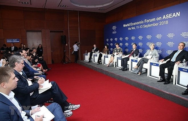 WEF on ASEAN co-chairs share views of forum