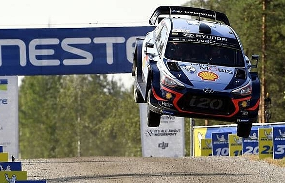 Neuville takes 'leap into the unknown' in Rally Turkey