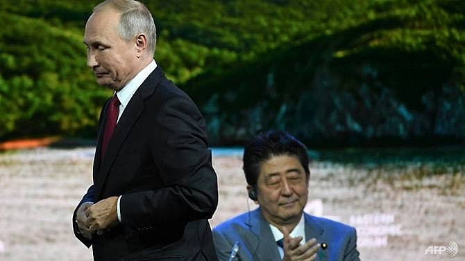 putin proposes russia japan agree historic peace deal