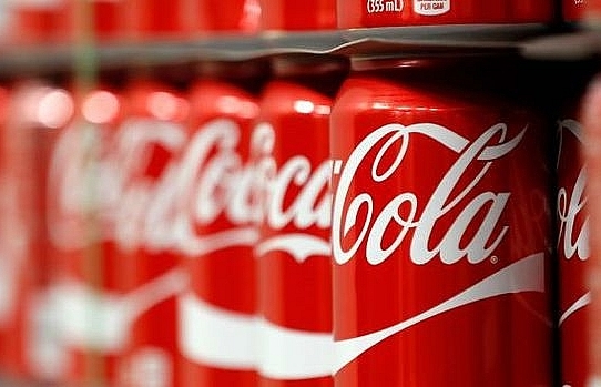 Coca-Cola, Walmart to cut plastic pollution in oceans