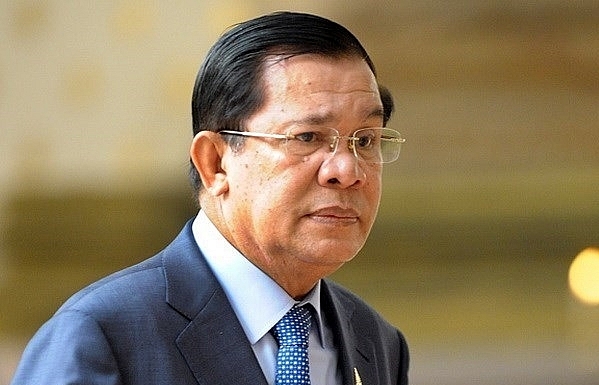 Cambodian PM to pay tribute to President Tran Dai Quang in Hanoi