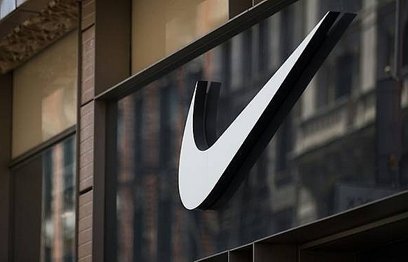 Nike touts edgy ads but shares fall on mixed earnings