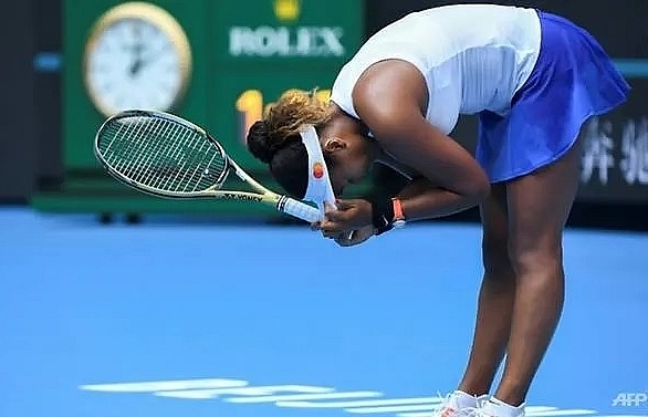 Naomi Osaka reaches China Open round two despite being 'riled up'