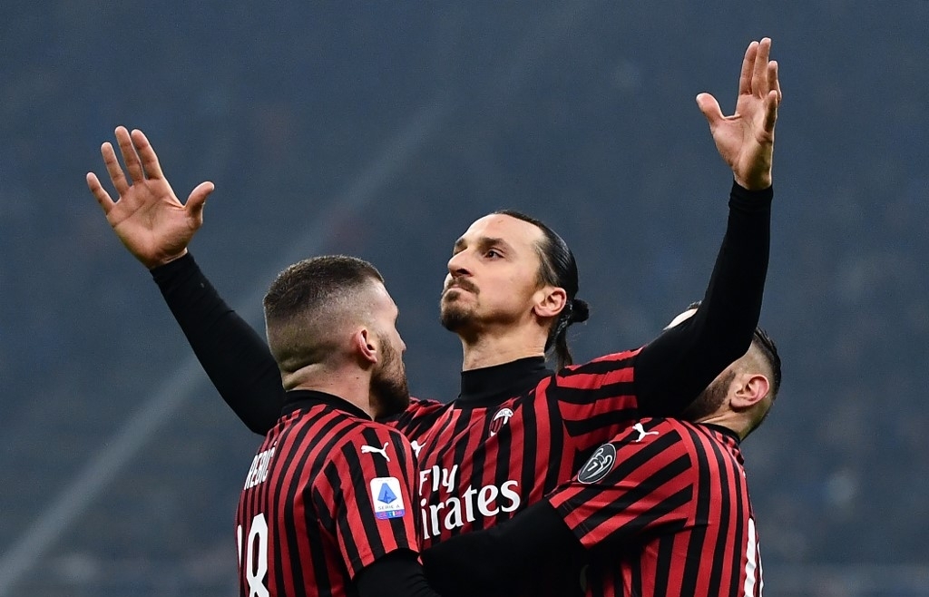 Ibrahimovic extends AC Milan contract for 2020/21 season