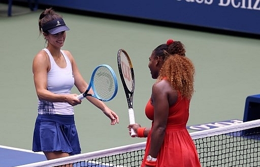 Serena, Medvedev move into US Open semi-finals