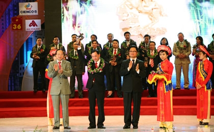 dai ichi life vietnams captain honoured