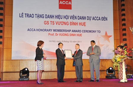 acca honours prof dr vuong dinh hue