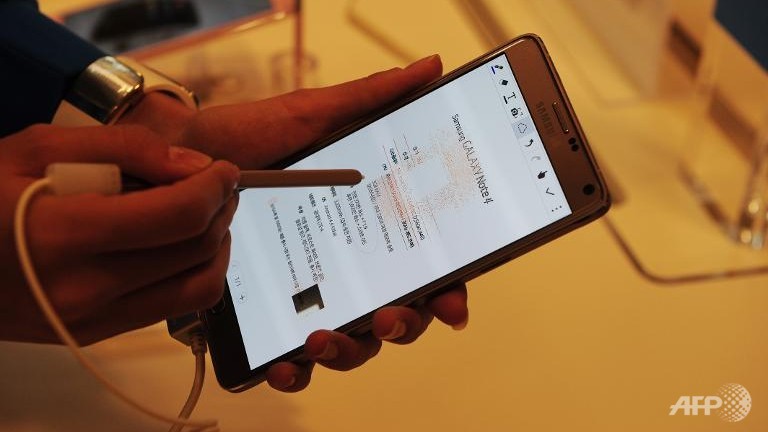 samsung rejects claims of galaxy note defect