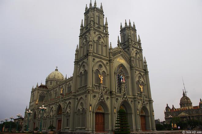 10 beautiful churches in Nam Dinh