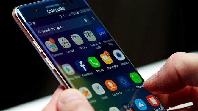 samsung profits snipped by note 7 fiasco