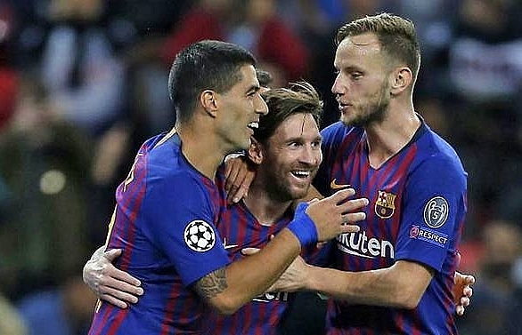 Messi, Rakitic light up Wembley as Barcelona sink Spurs