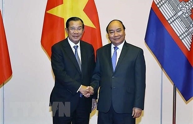 Cambodian Prime Minister begins official visit to Vietnam