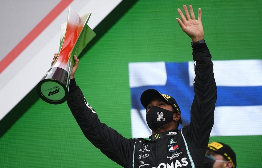 Hamilton usurps Schumacher with record 92nd F1 win in Portugal
