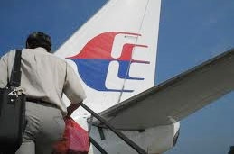 Malaysia Airlines flies back to profit