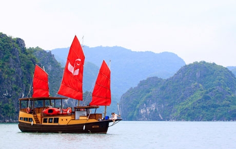 Life Resorts christens boutique fleet in Halong Bay
