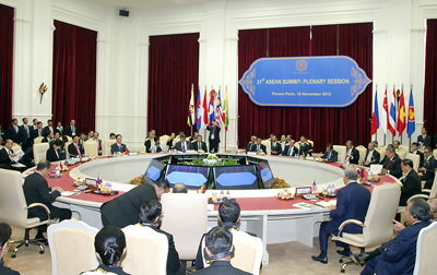 ASEAN adopts human rights declarations
