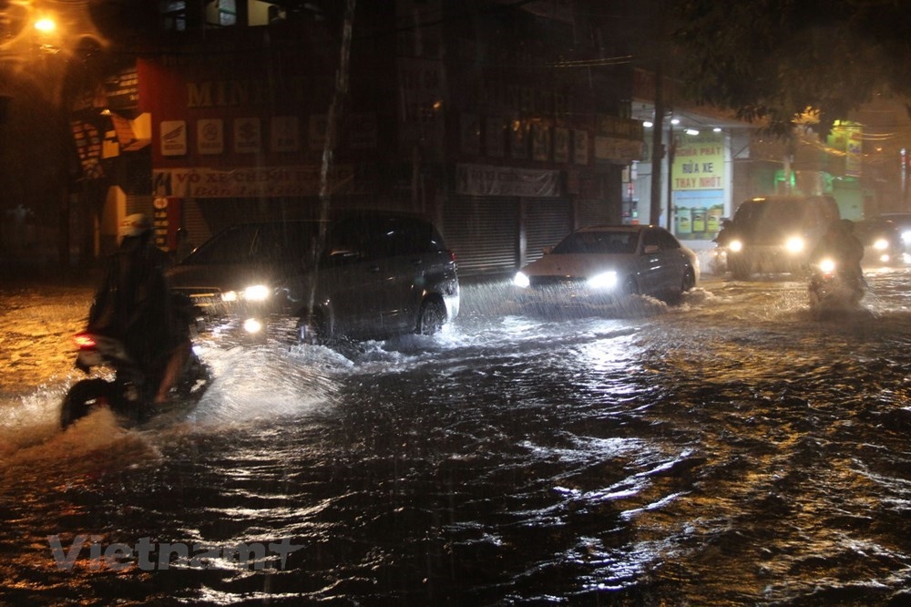 ho chi minh city seriously flooded due to storm usagi