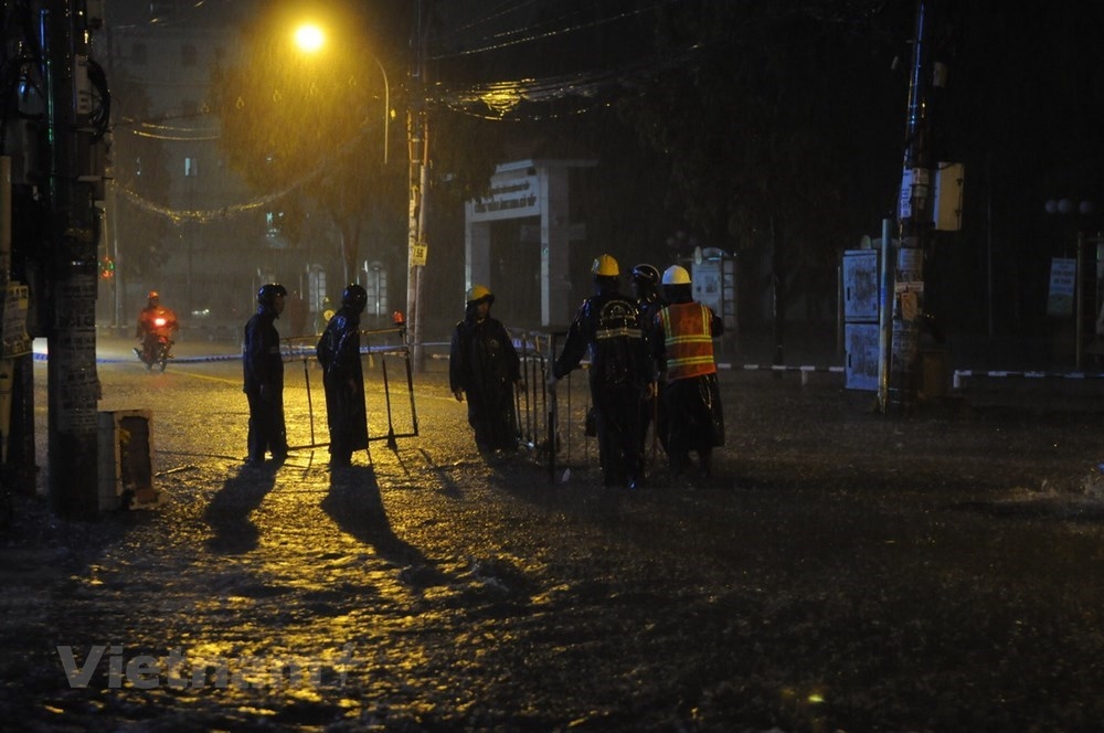 ho chi minh city seriously flooded due to storm usagi