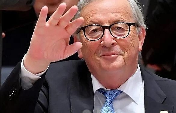 EU chief Juncker leaves hospital