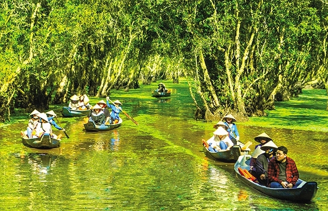 An Giang turns tourism into cutting-edge sector