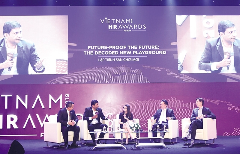 Future lessons at the Vietnam HR Awards Forum 2019