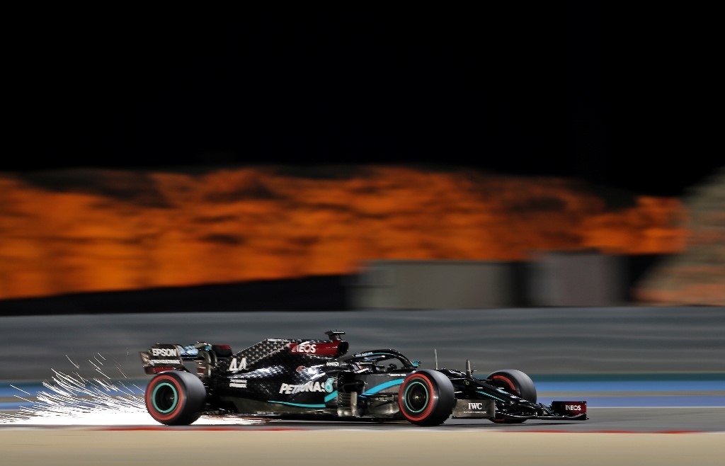 Hamilton wins Bahrain Grand Prix as Grosjean escapes fiery wreck
