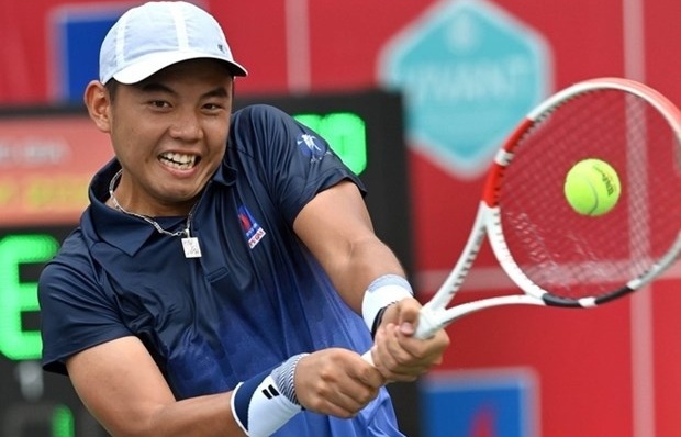 vietnams top player nam triumphs at tennis tournament in egypt