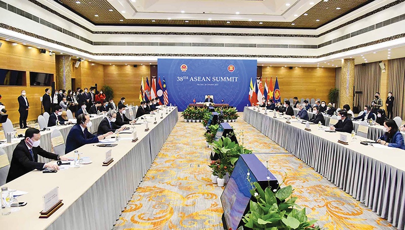 Prime Minister Pham Minh Chinh and Vietnam’s delegation attended the 38th ASEAN Summit, carried out via videoconference, Photo: Nguyen Hong