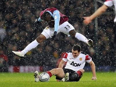 West Ham knock out United in League Cup shock