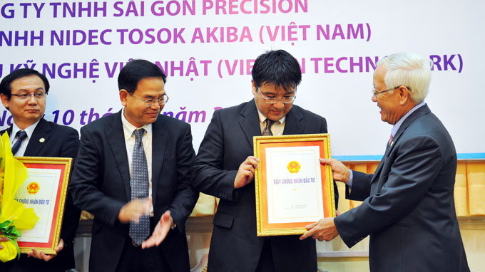 ho chi minh city eyes 2 bln in years fdi