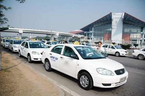MoT rejected Hà Nội Taxi Association’s request to extend taxi badge