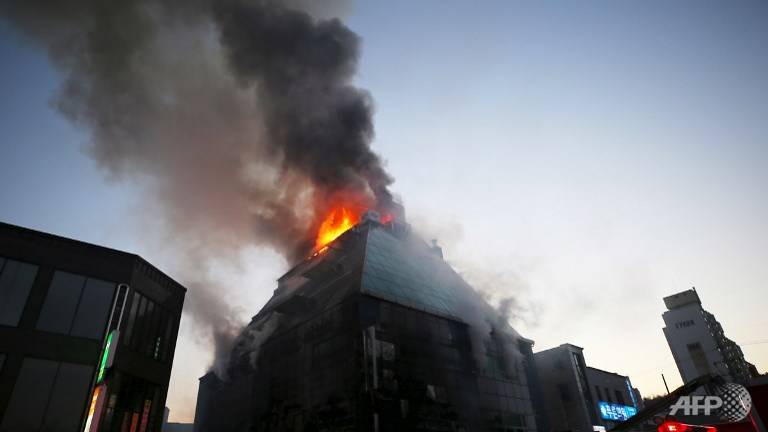 fire in south korean fitness centre kills at least 29