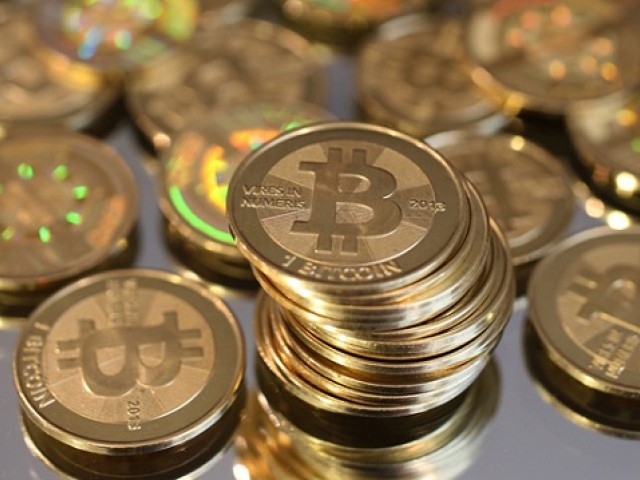 Bitcoin falls on S Korea curbs on digital currency