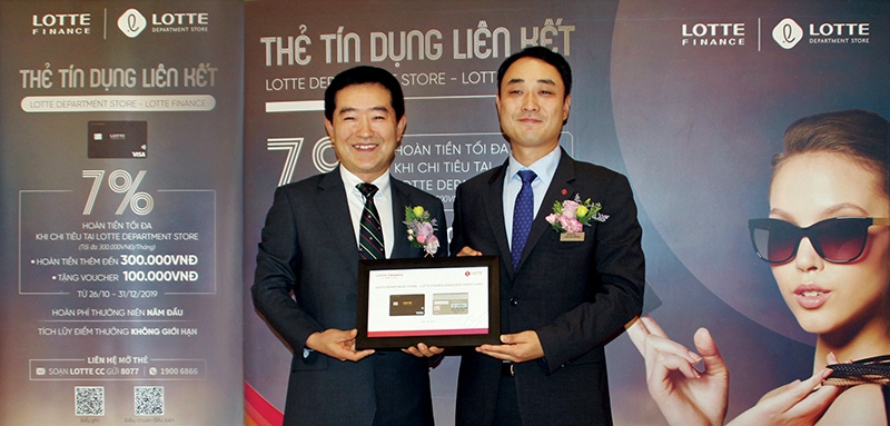 lotte finance toasts first year of business in vietnam