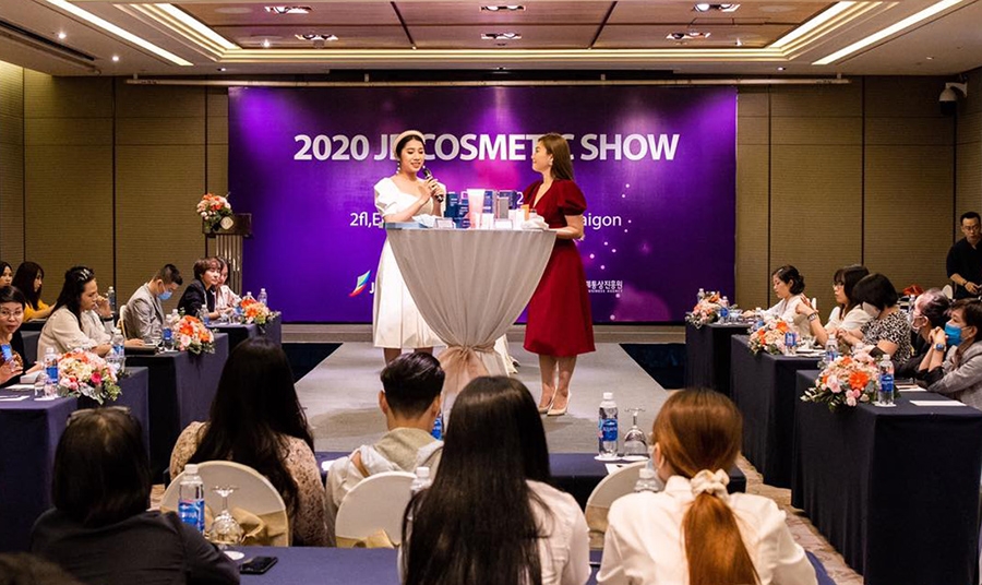 jbc hanoi organises a trade show to promote korean comestic products
