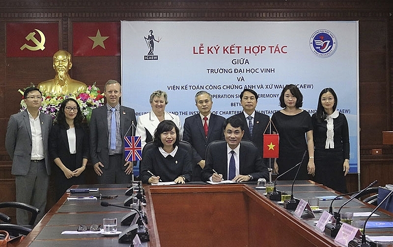 icaew and vinh university sign co operation agreement
