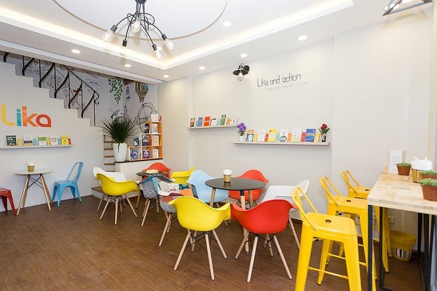 cosy coffee and book shops popping up in vietnam