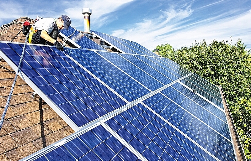 FiT for rooftop solar to drop 30 per cent