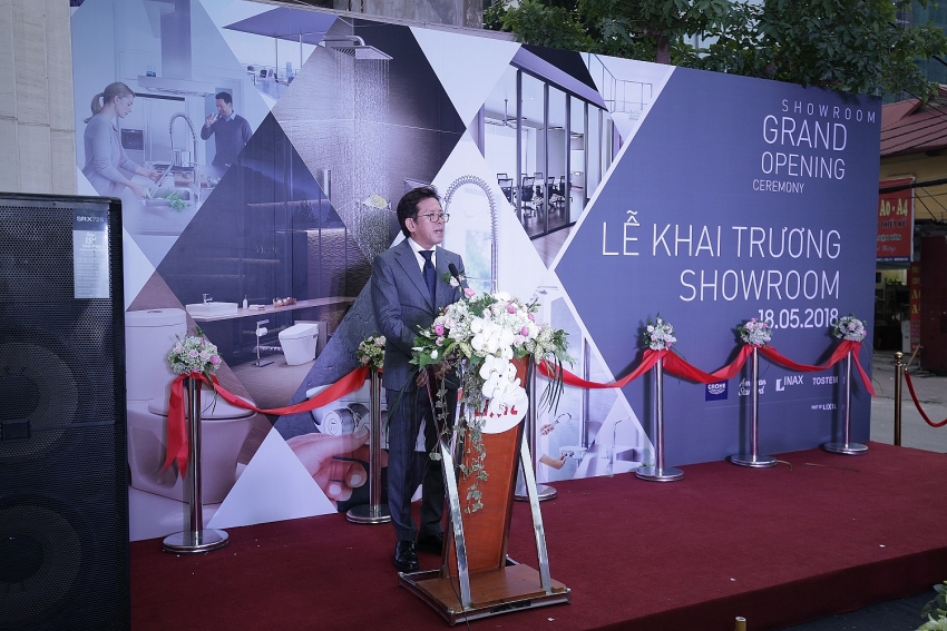 hanoi gets first lixil flagship store