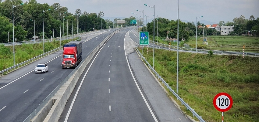 Names of two contractors for National Highway 45 - Nghi Son Section disclosed