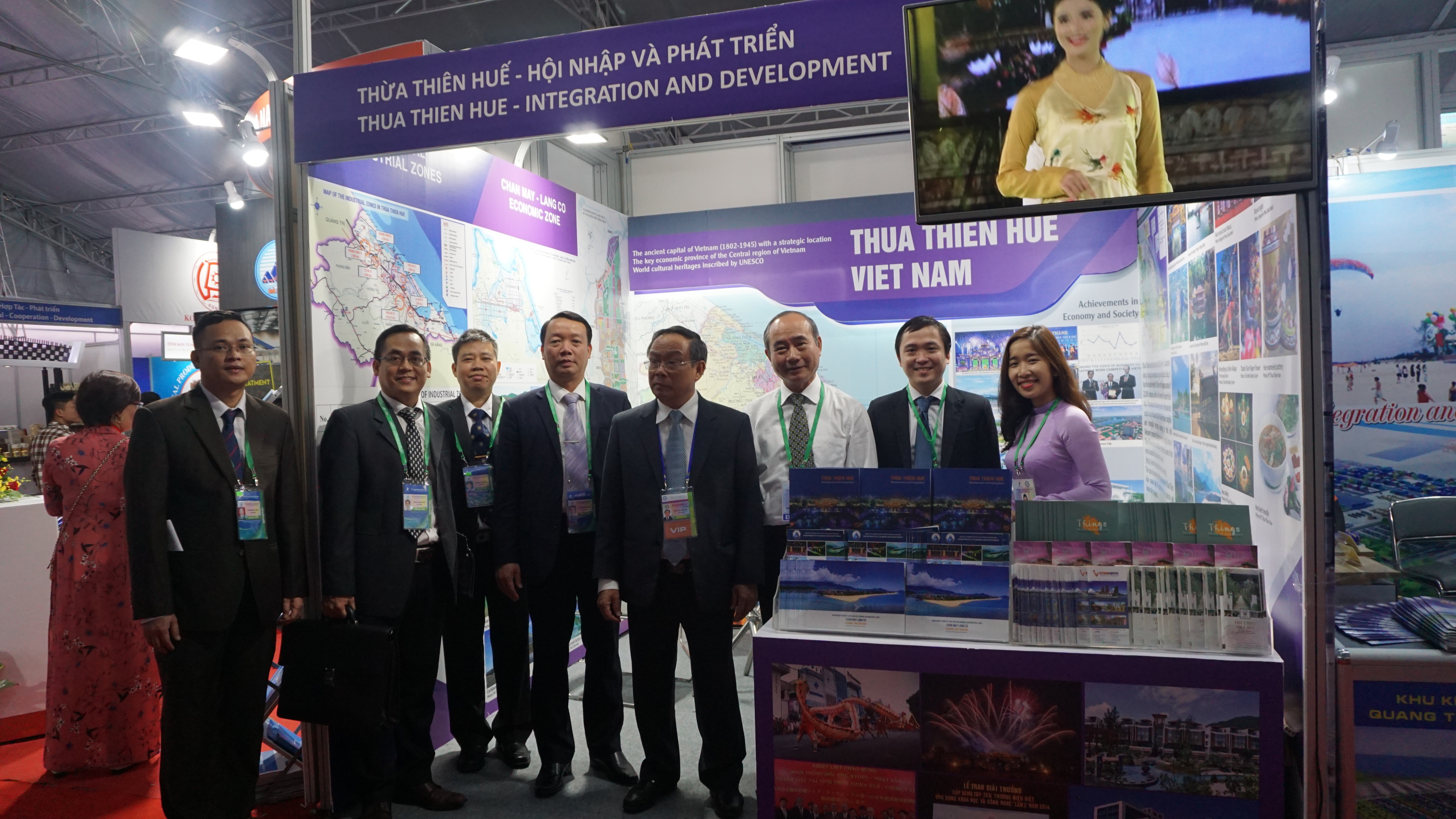 vietnam exhibition at apec 2017 a reliable business partner with plentiful potential
