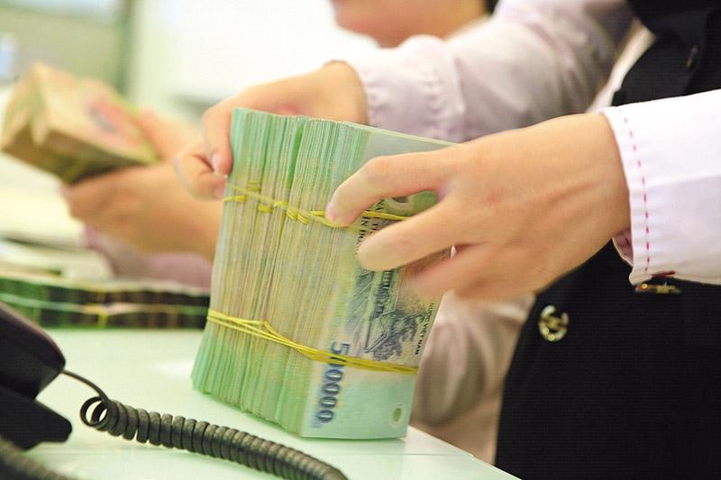 MoF urges stricter control over risky corporate bonds in Vietnam