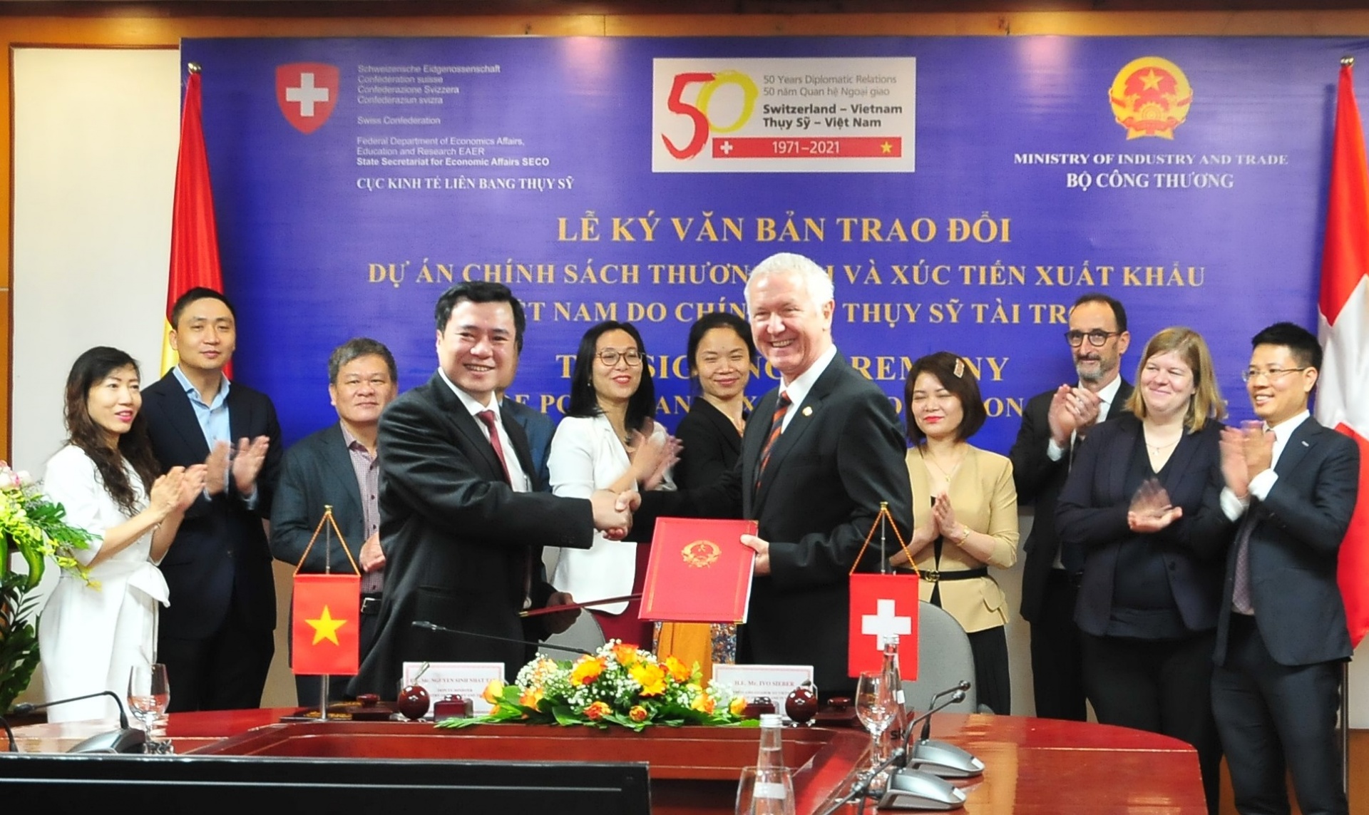 Switzerland supports Vietnam in enhancing trade policy and export promotion