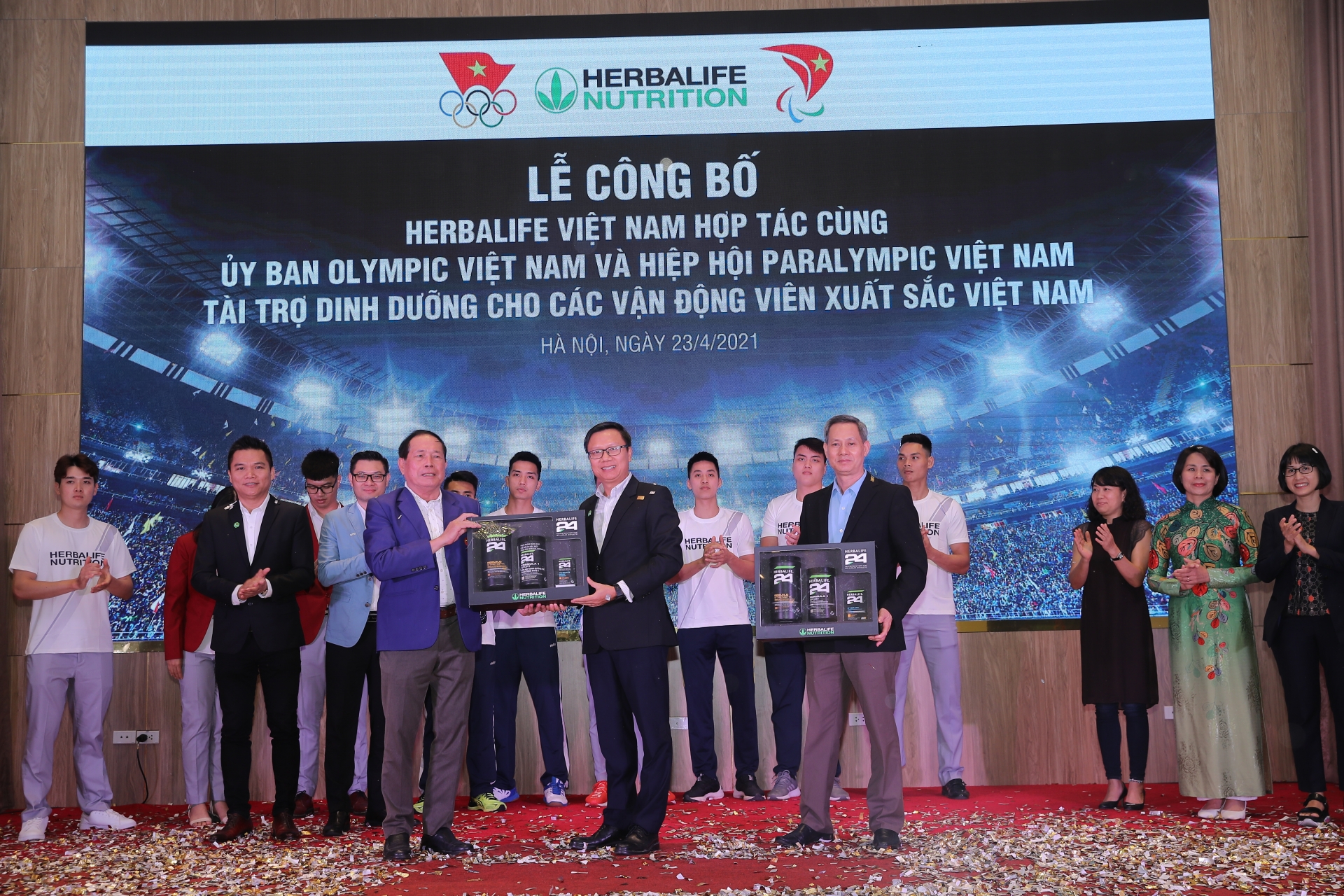 Herbalife Vietnam announces nutrition sponsorship for top Vietnamese athletes in 2021