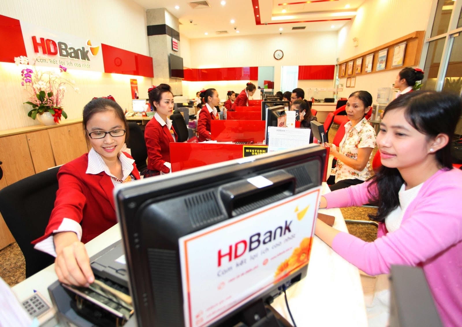 HDBank joins Contour network to improve Letters of Credit issuance